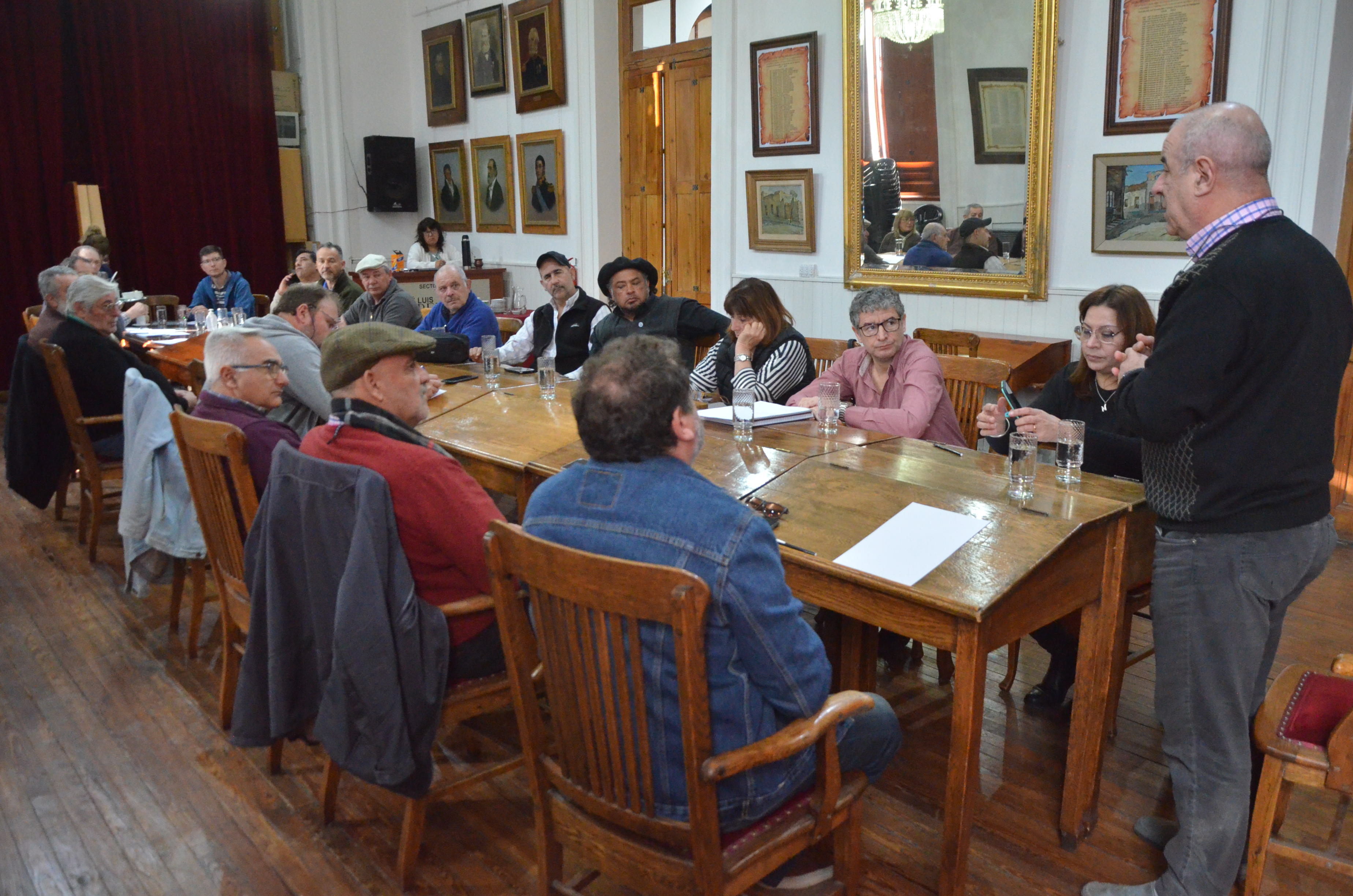 EN DEFENSA DE LOS DERECHOS SOBRE EL AGUA