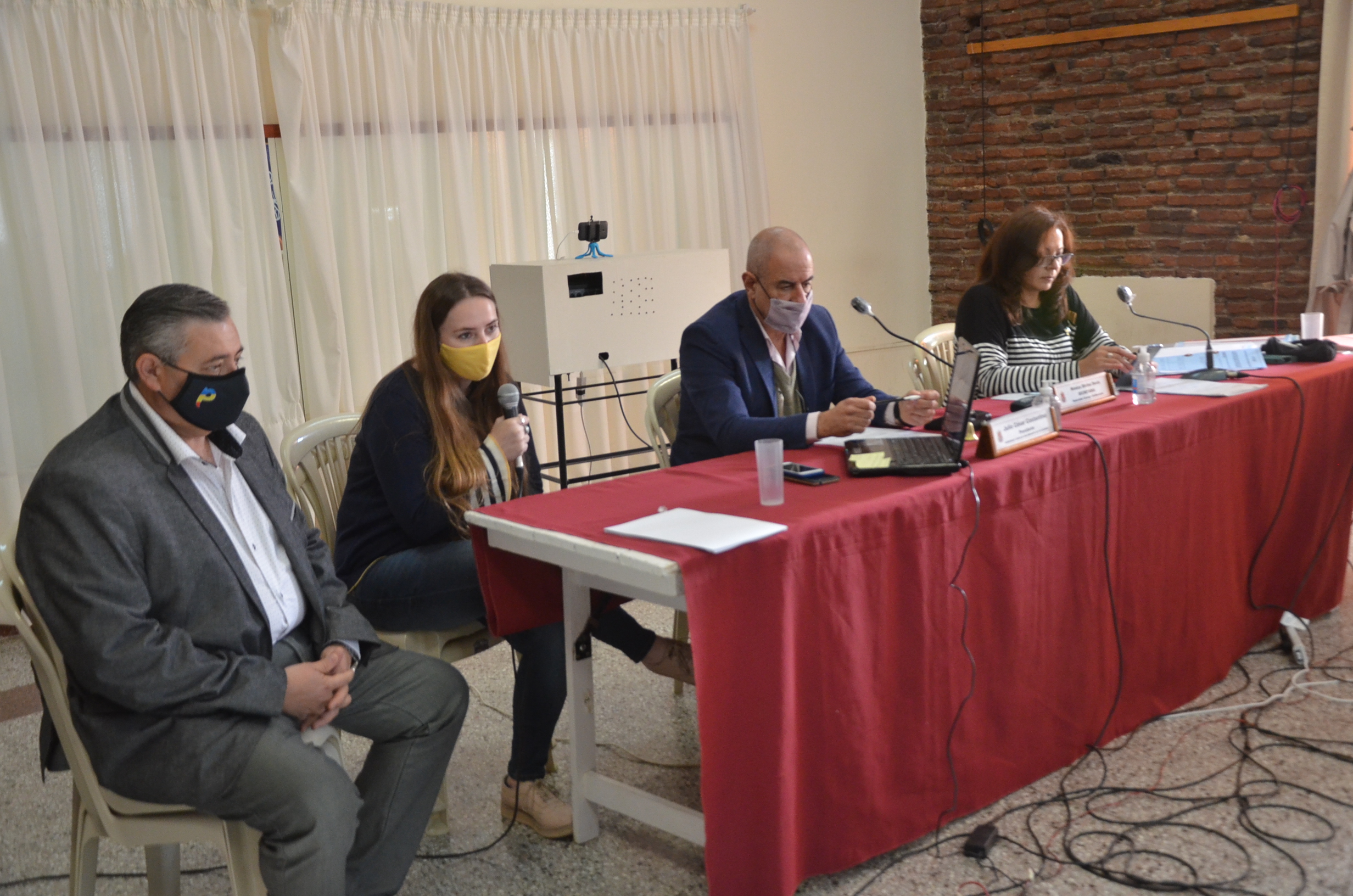 SESTA SESIÓN EN VILLALONGA