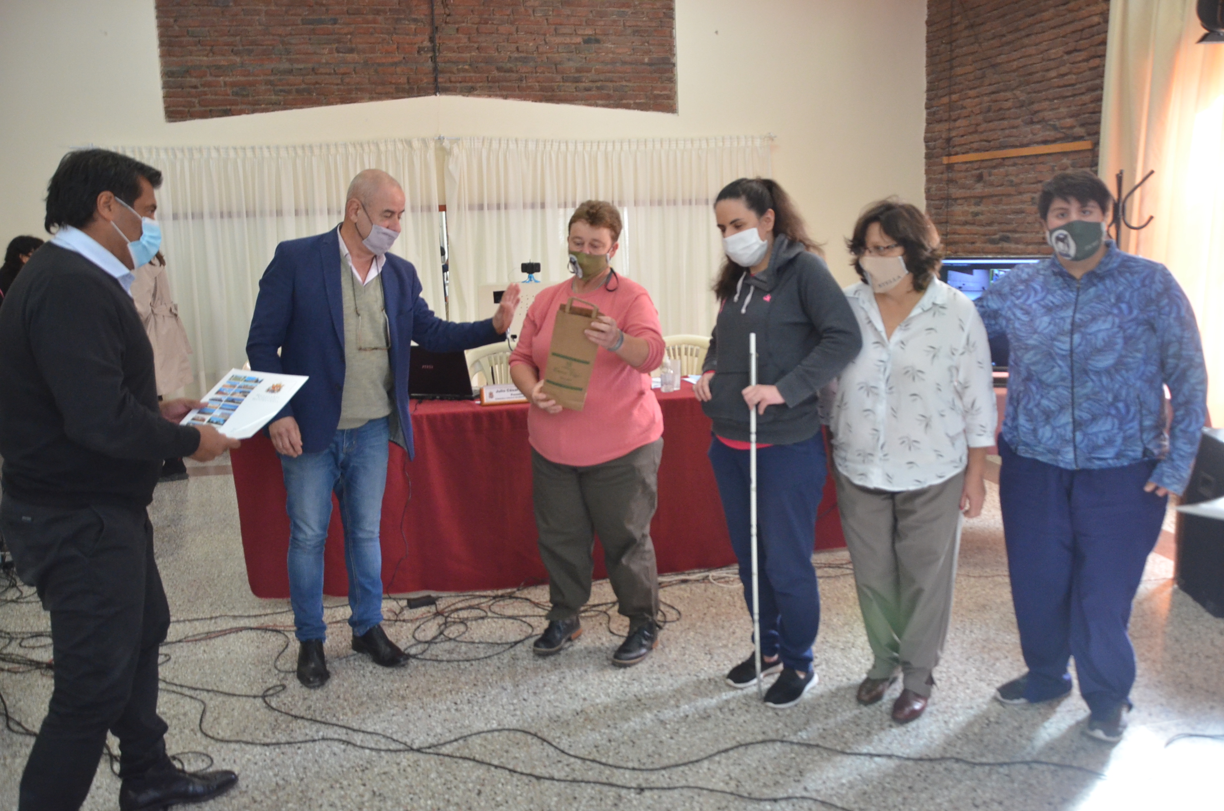 SESTA SESIÓN EN VILLALONGA