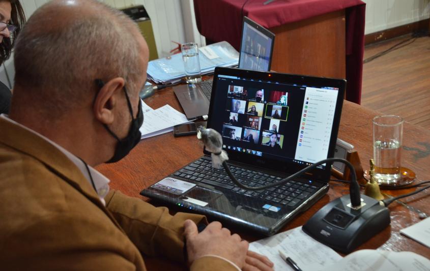 QUINTA SESIÓN ORDINARIA A CUARTO INTERMEDIO