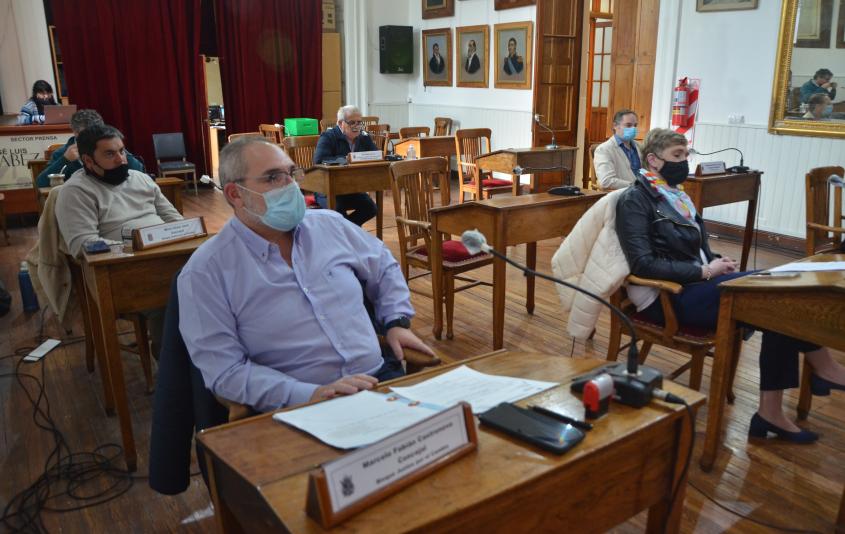 CON PRECENCIALIDAD SE REALIZO LA 13º SESION ORDINARIA