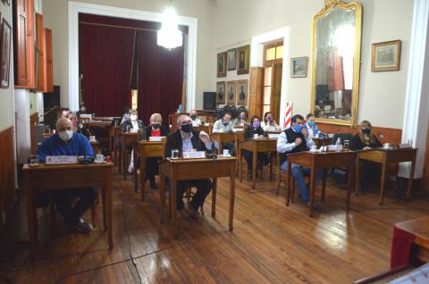 SEXTA SESIÓN ORDINARIA: EN CUARTO INTERMEDIO