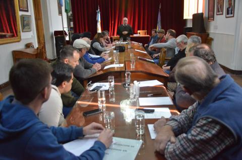 EN DEFENSA DE LOS DERECHOS SOBRE EL AGUA
