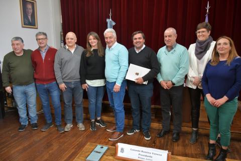 EL DIPUTADO EMILIANO BALBIN Y LA CANDIDATA A SENADORA PROVINCIAL NERINA NEUMANN VISITARON PATAGONES